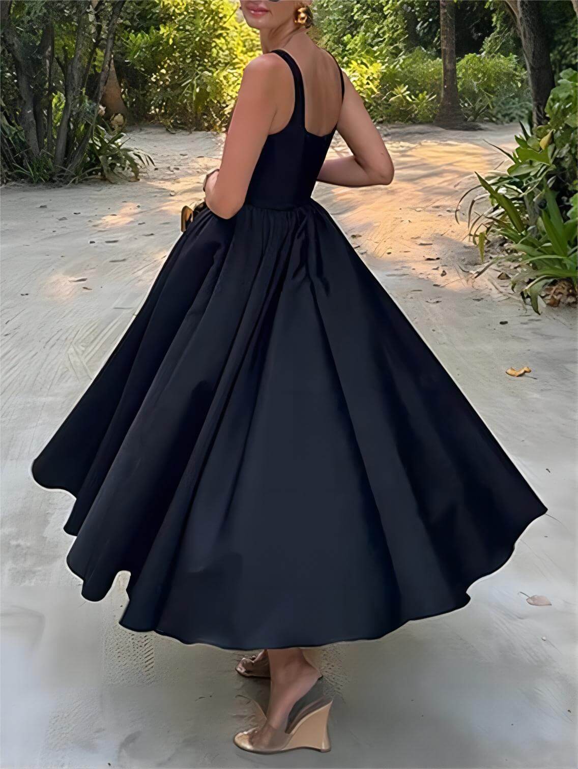 Izabelle | Stylish And Elegant Off-Shoulder Strapless Sleeveless Mixi Dress