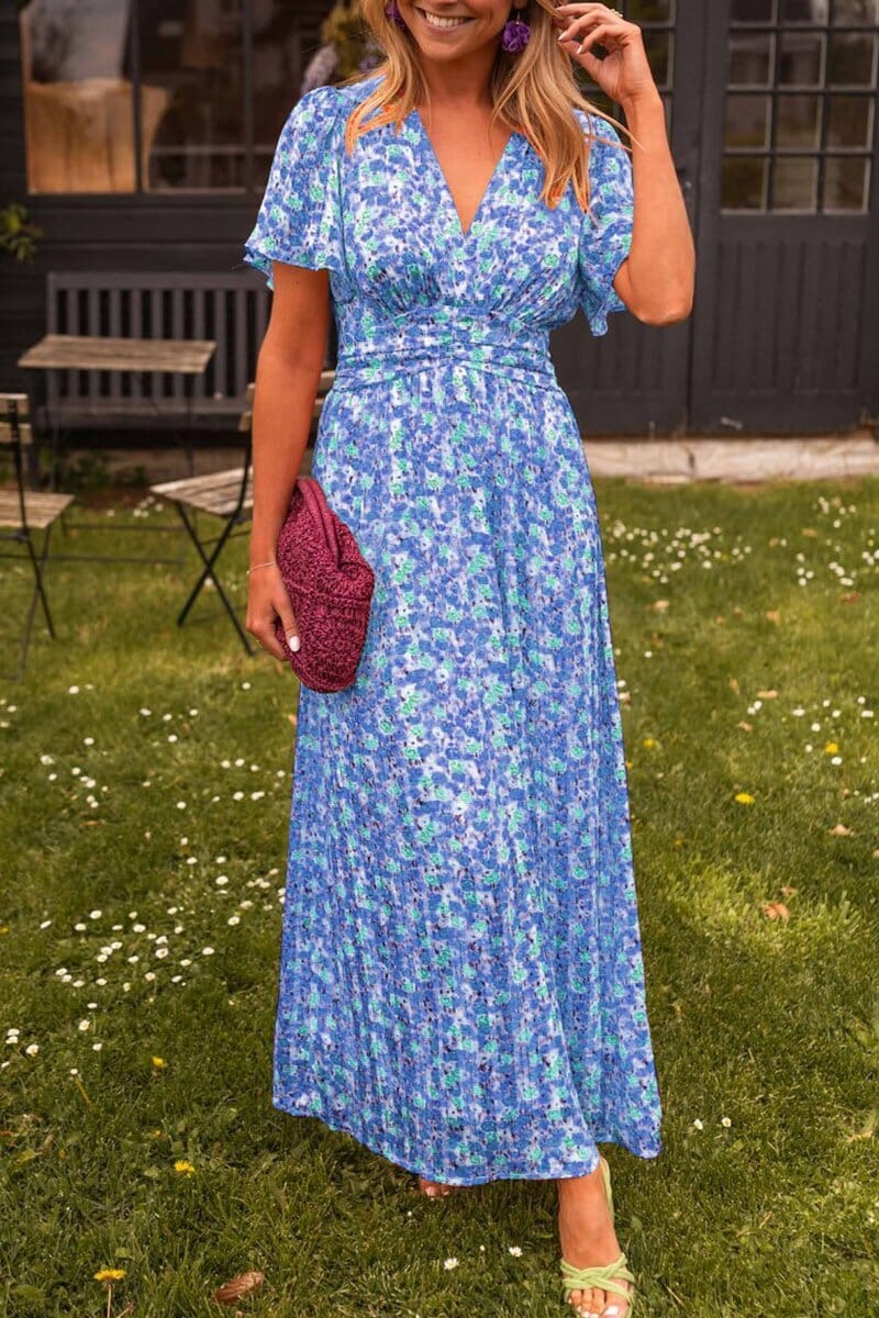 Sandra | Elegant V-Neck Maxi Dress