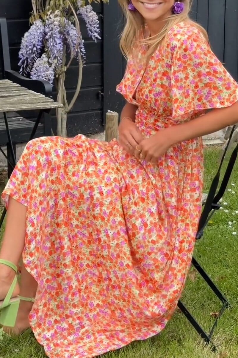 Sandra | Elegant V-Neck Maxi Dress