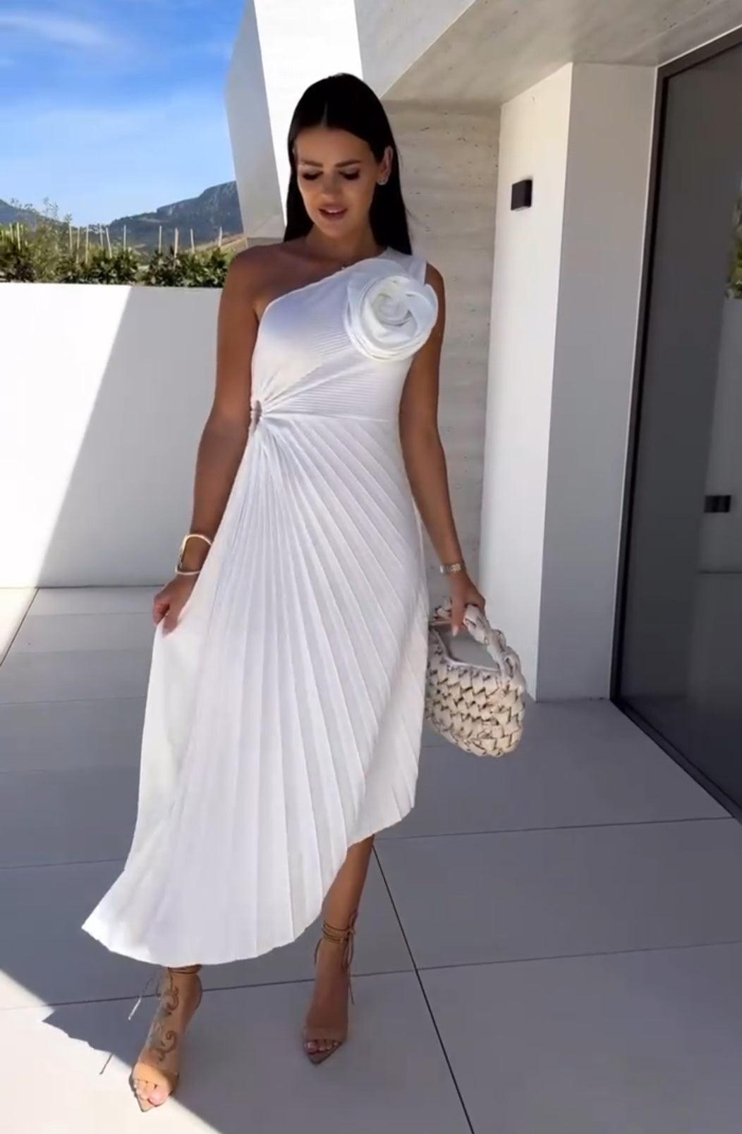Alba | White Dress of Elegance