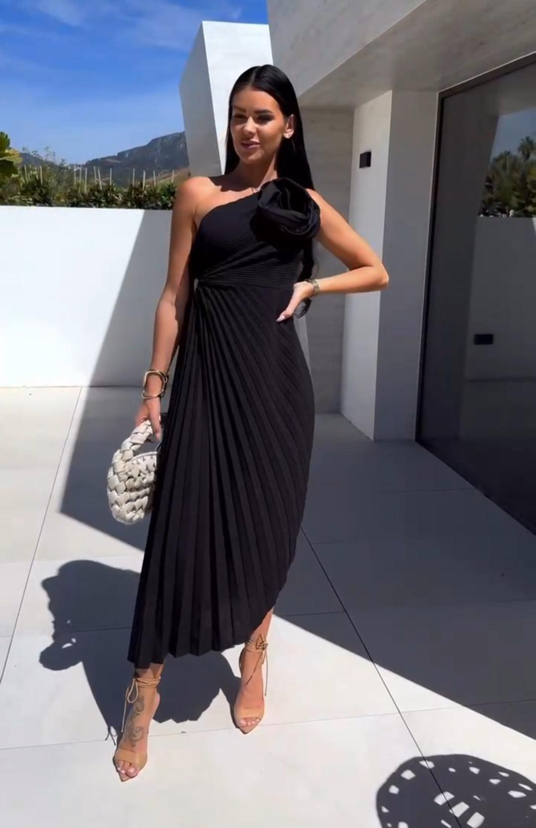 Alba | White Dress of Elegance