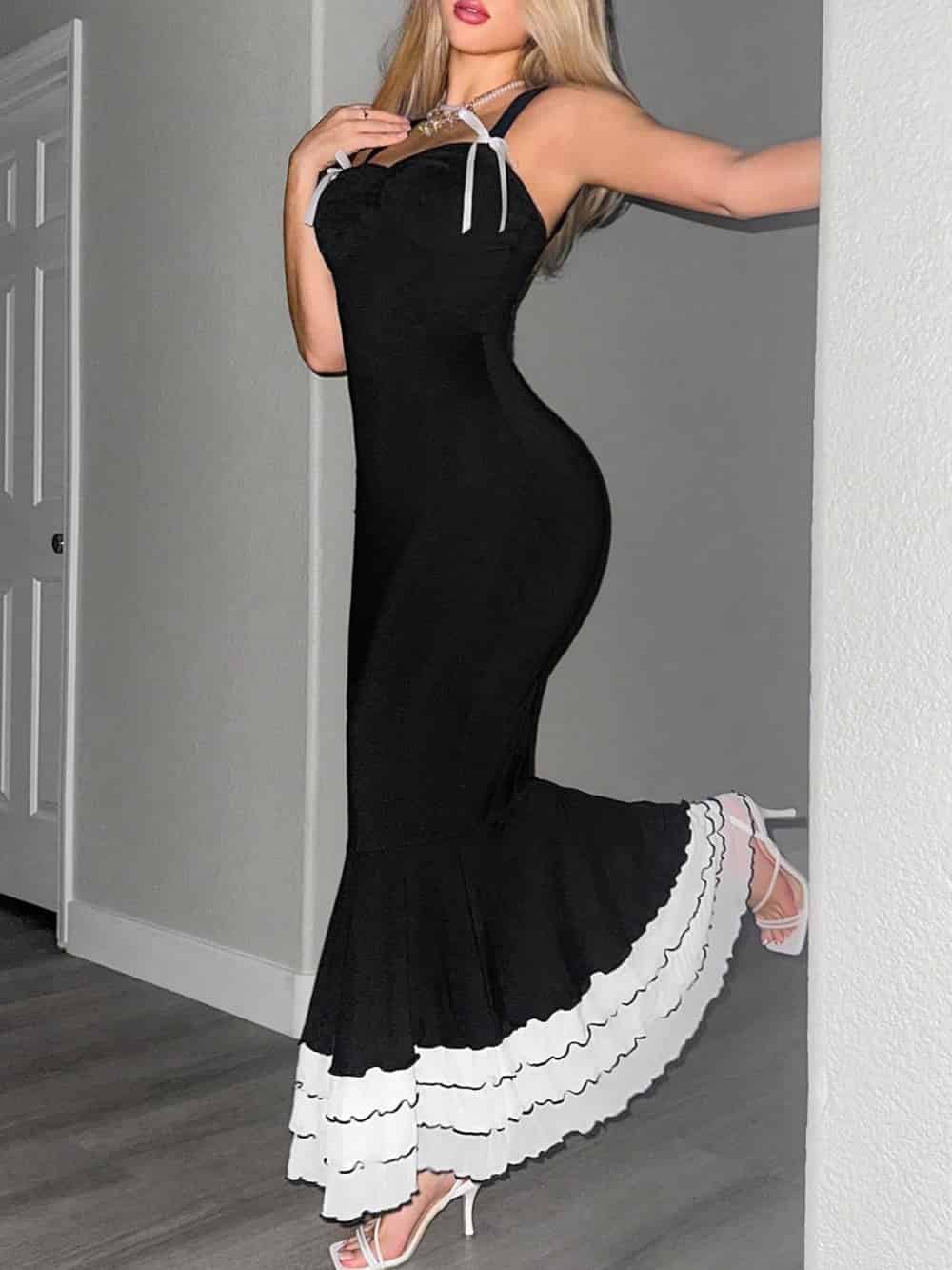 Esmeralda | The Black Sweetheart Neck Bodycon Slip Maxi Dress