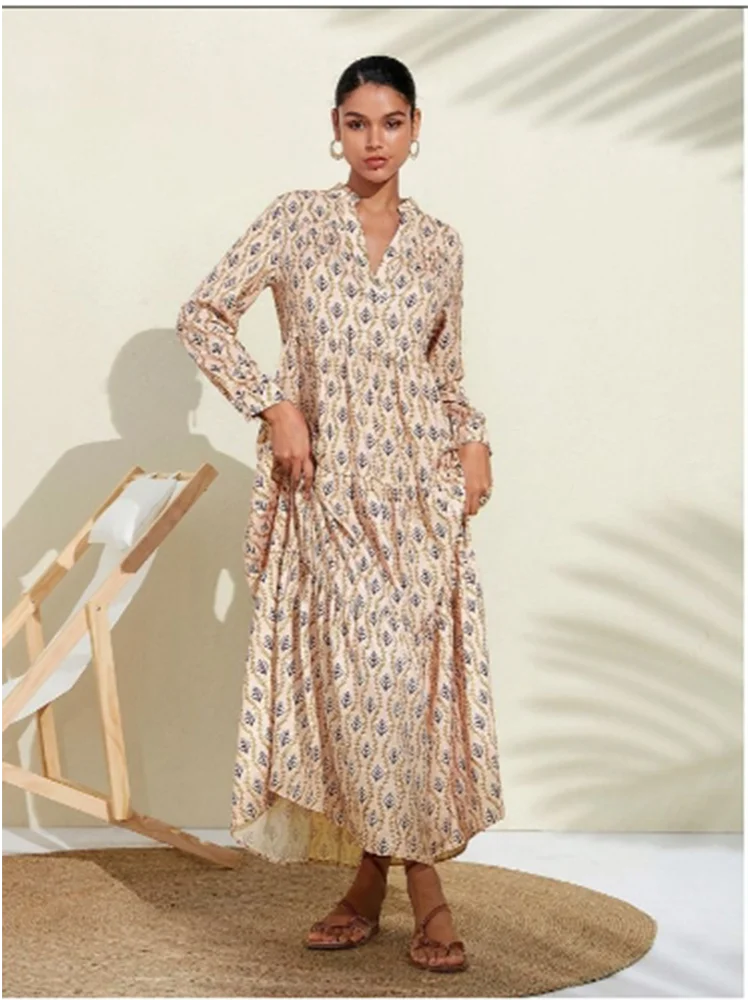 Evelina | V-Neck Printed Vacation Dress